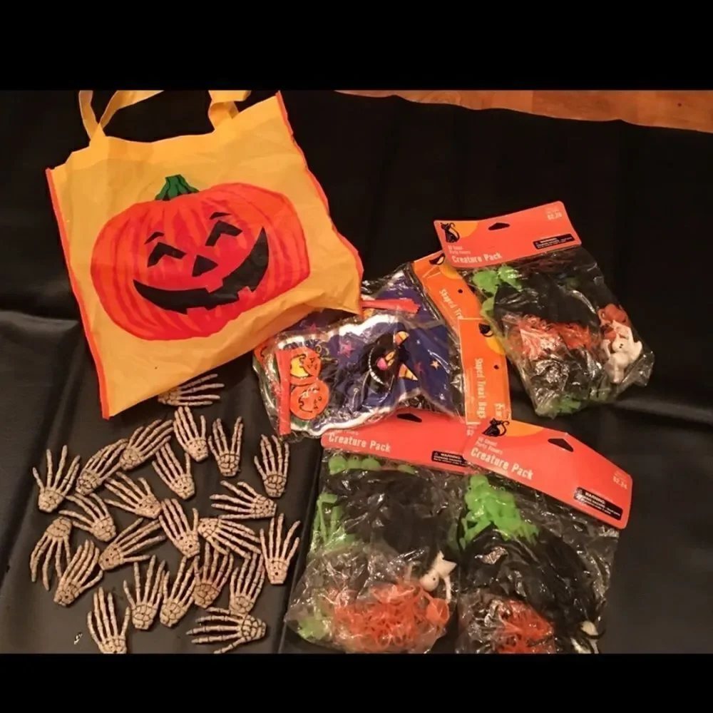 🎃 - 17 FUN Party Supplies & Decor!